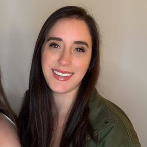 Meet your Posher, Lindsay